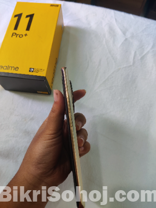 স্মার্টফোন বিক্রি হবে